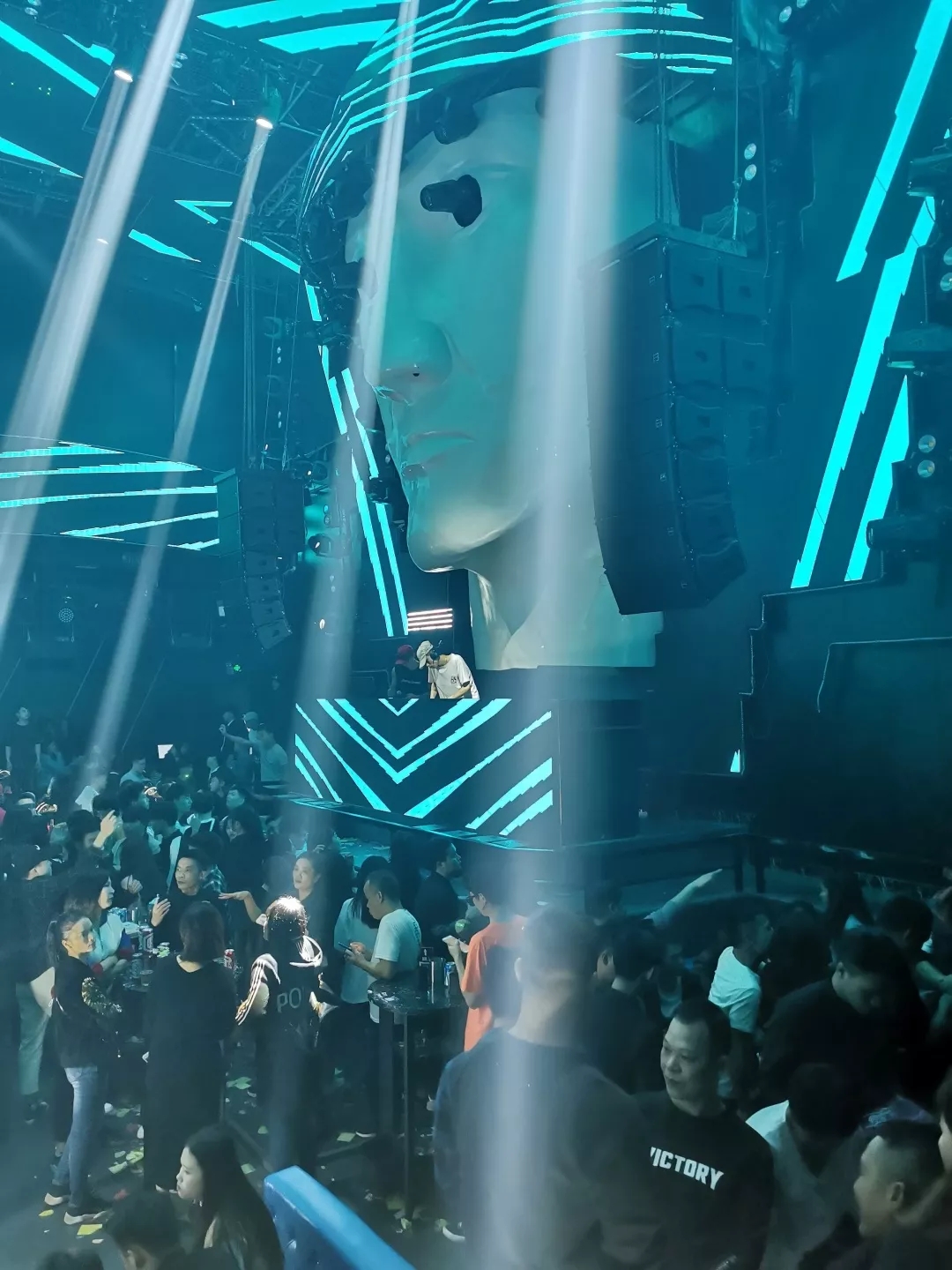 ����ƽ��edc CLUB